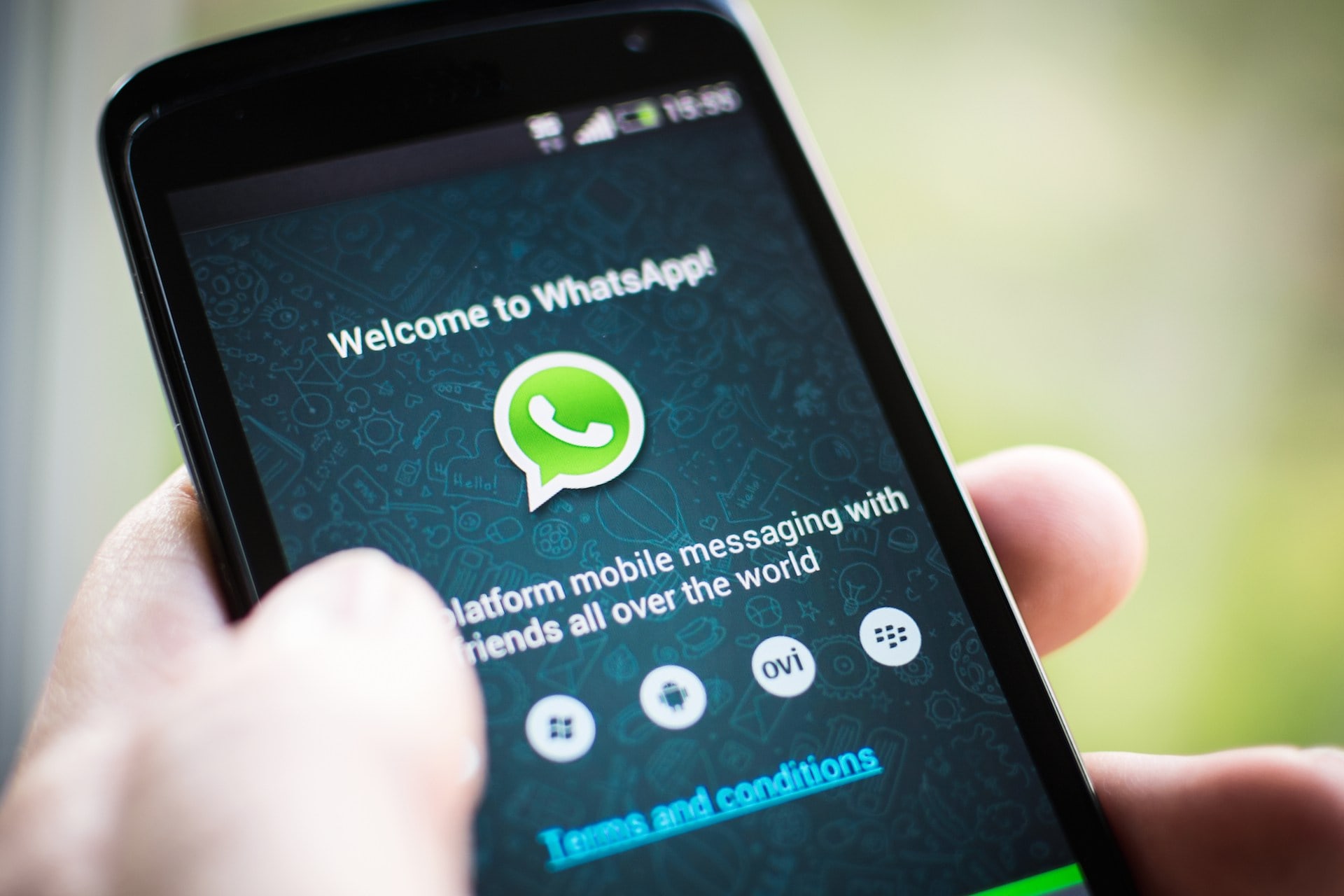 5 Tips to Use WhatsApp as Hiring Tool